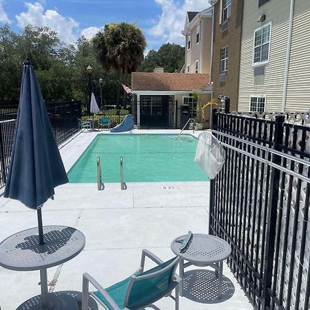 Mainstay Suites Tampa Moffitt-Usf Temple Terrace Экстерьер фото