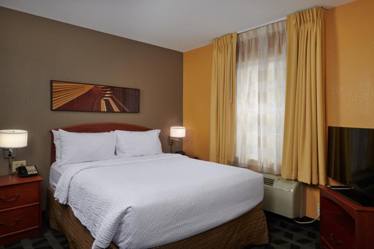 Mainstay Suites Tampa Moffitt-Usf Temple Terrace Экстерьер фото