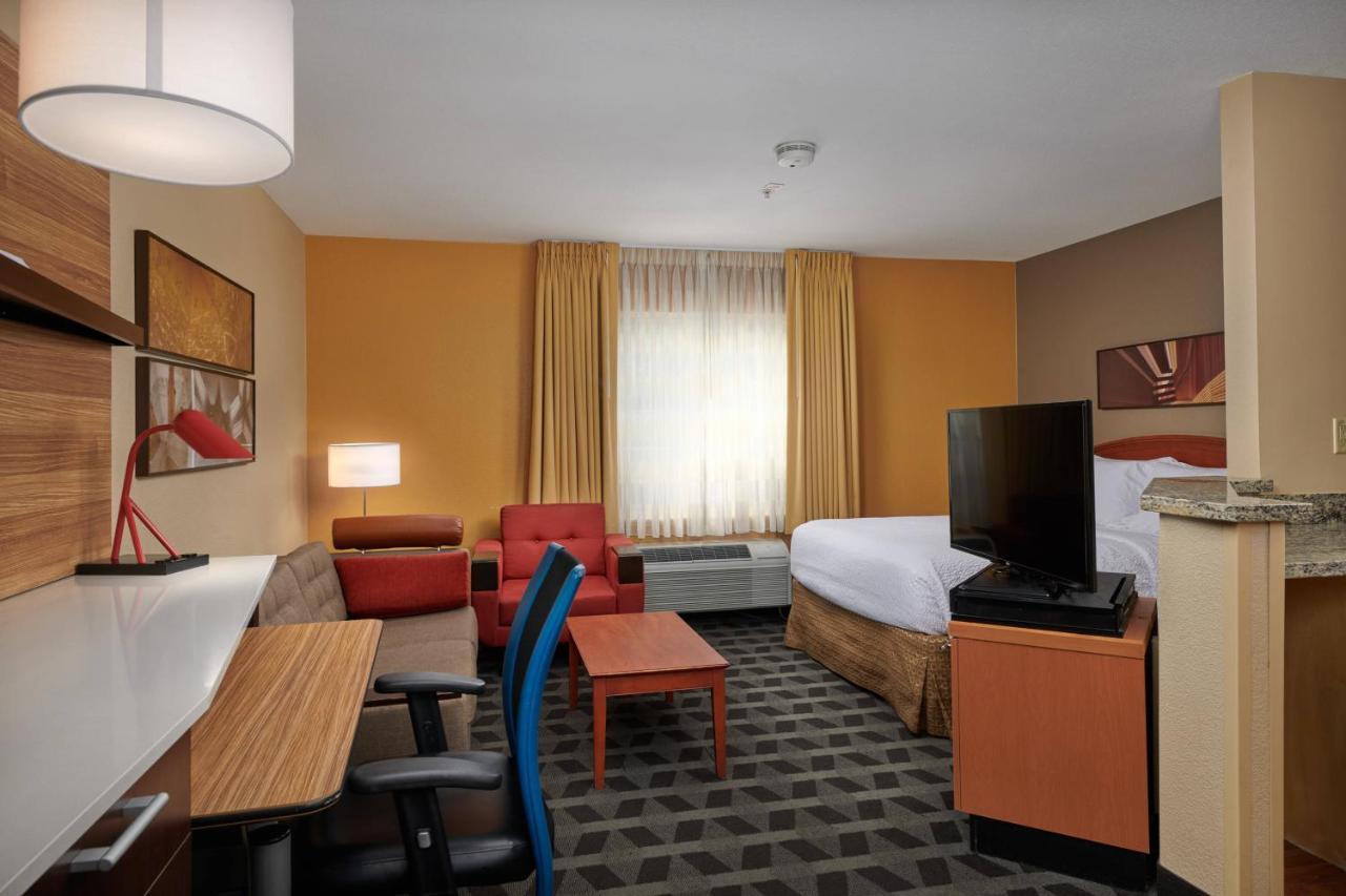 Mainstay Suites Tampa Moffitt-Usf Temple Terrace Экстерьер фото