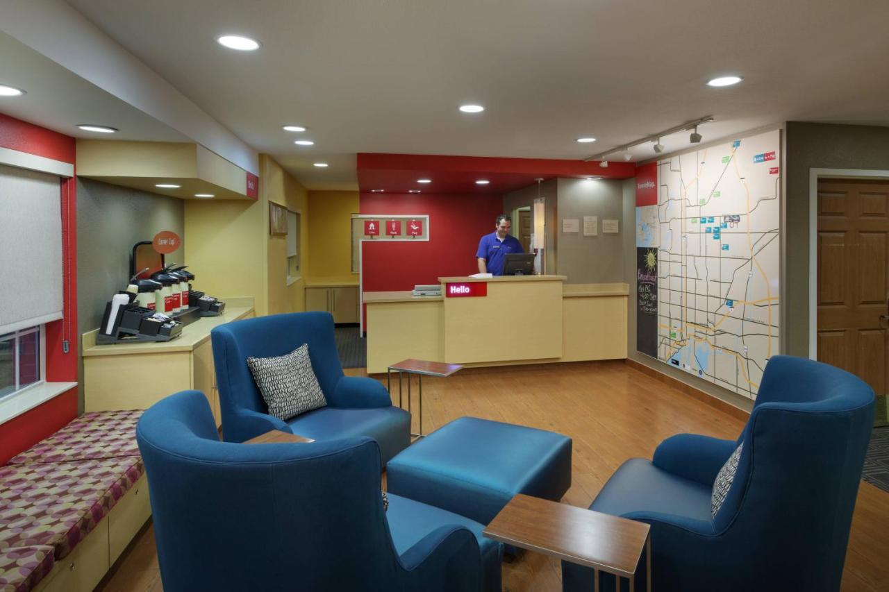Mainstay Suites Tampa Moffitt-Usf Temple Terrace Экстерьер фото