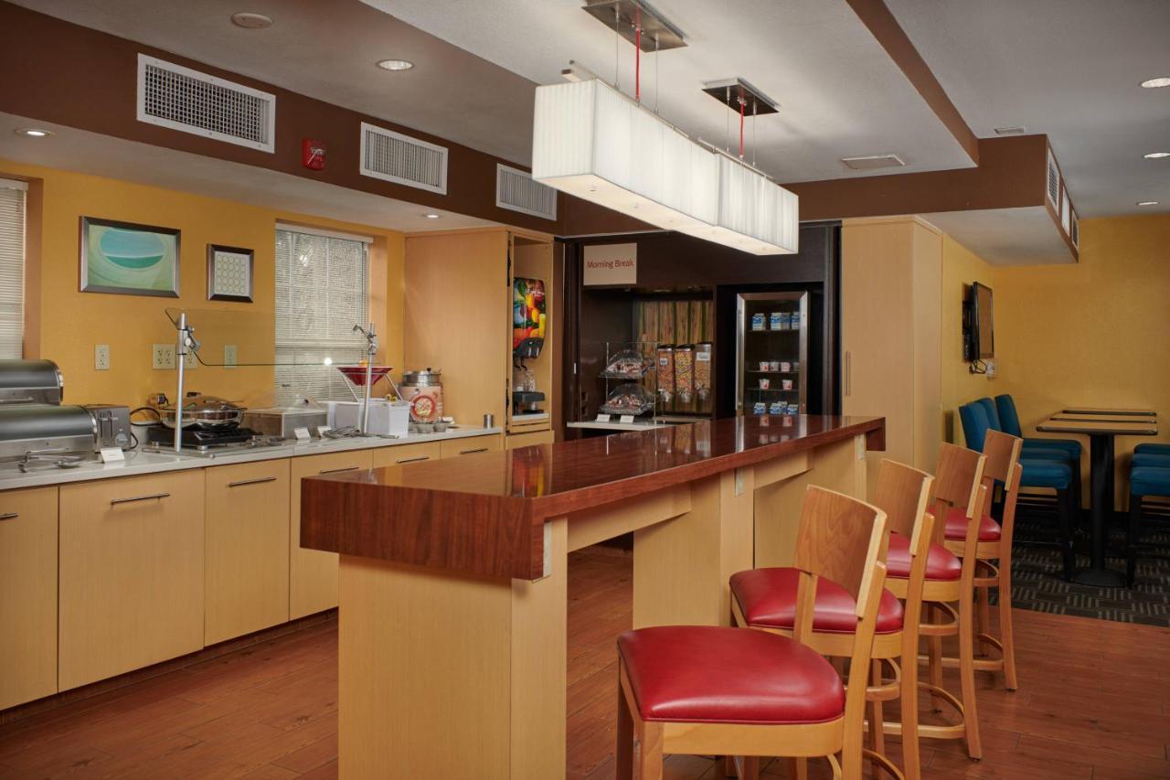 Mainstay Suites Tampa Moffitt-Usf Temple Terrace Экстерьер фото