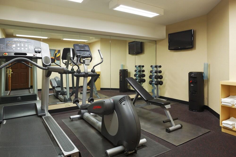Mainstay Suites Tampa Moffitt-Usf Temple Terrace Экстерьер фото